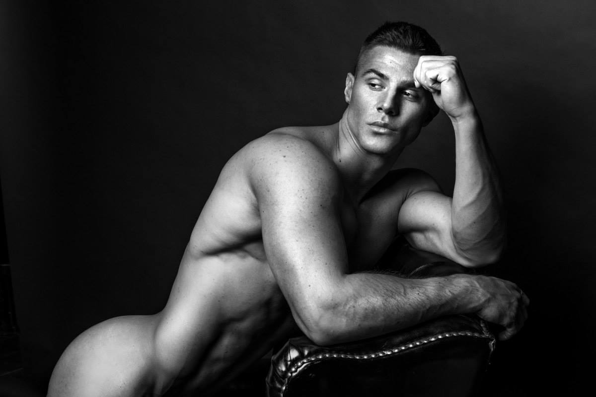 Model : Dmitry Averyanov.